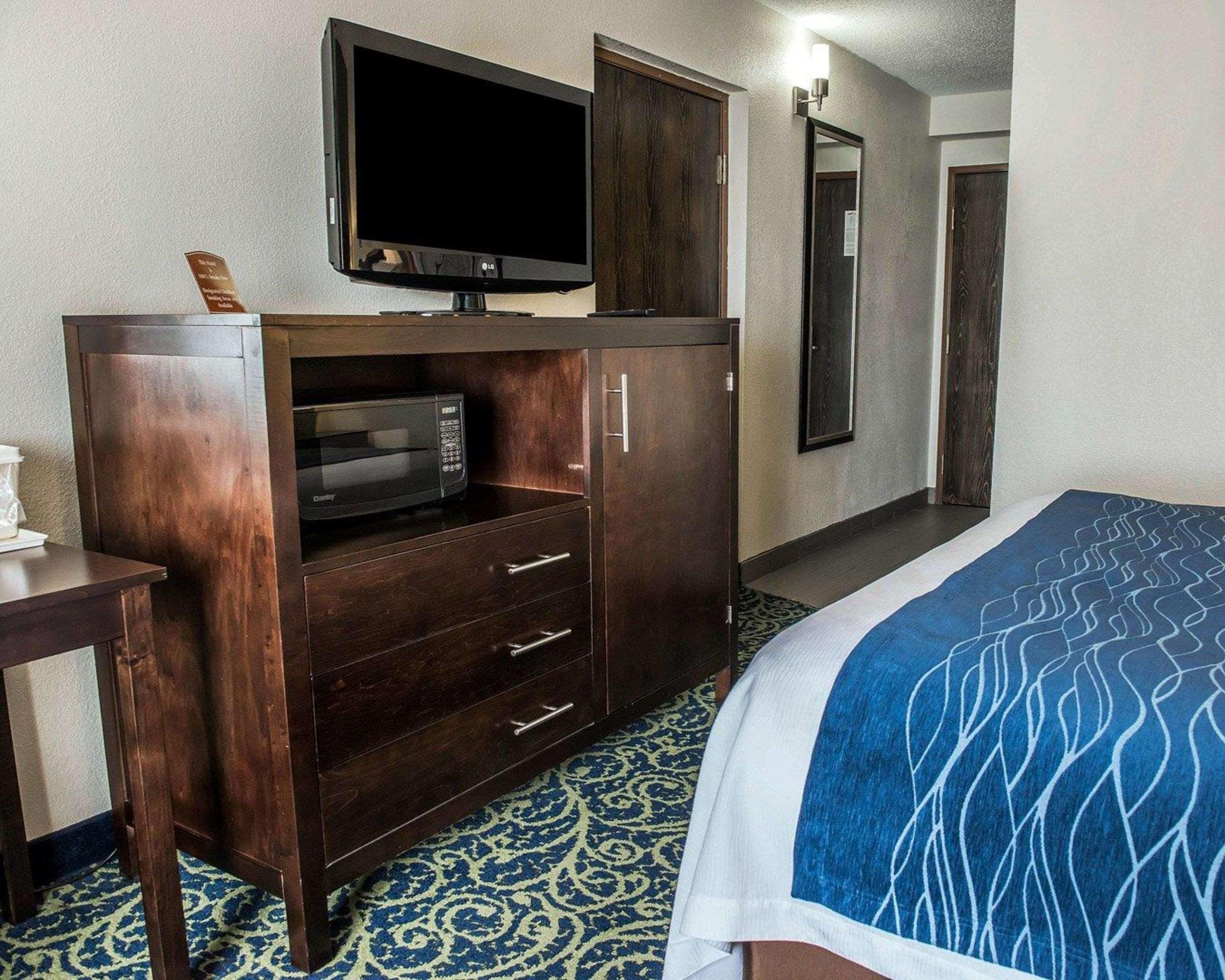 Comfort Inn & Suites Butler Luaran gambar