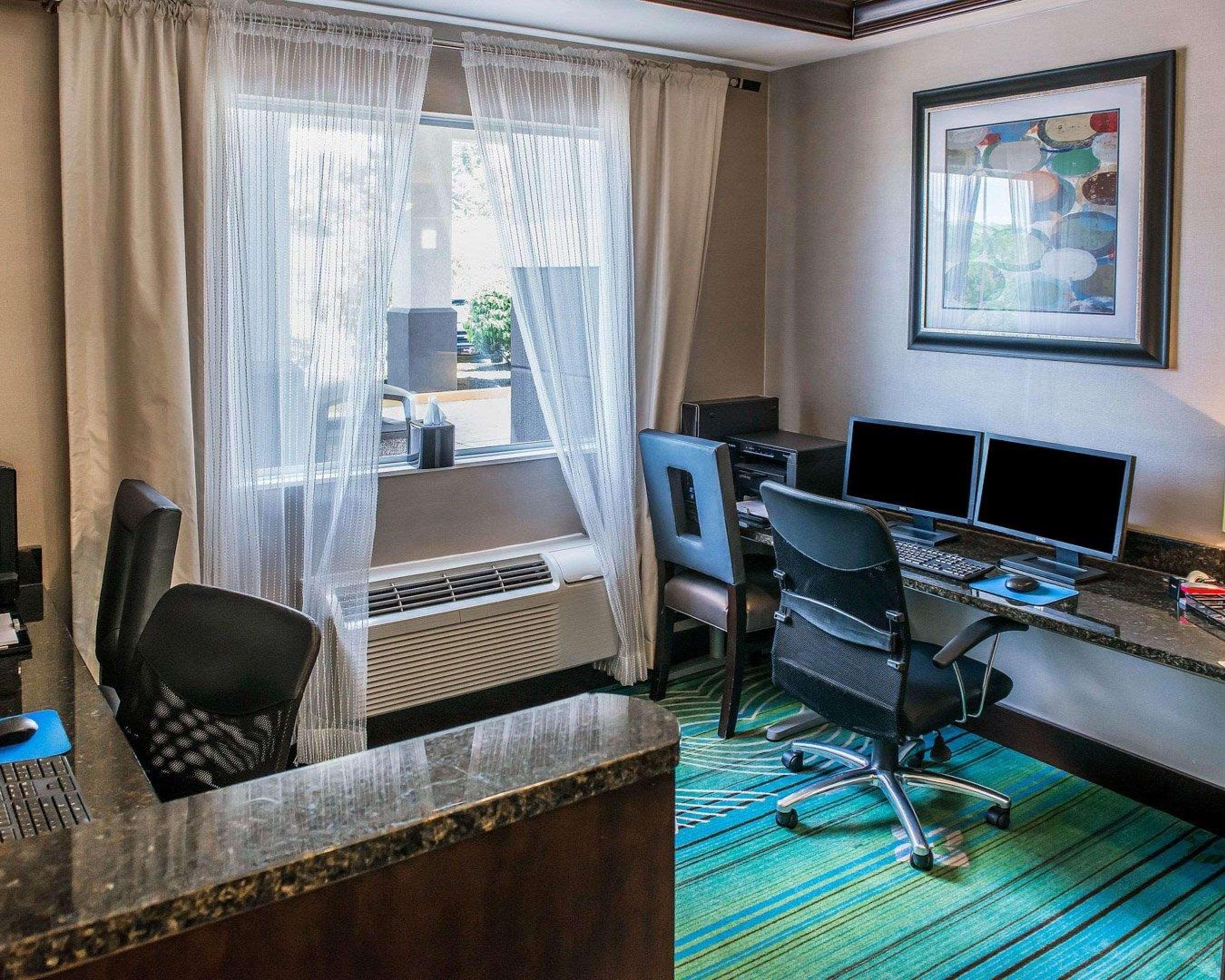 Comfort Inn & Suites Butler Luaran gambar