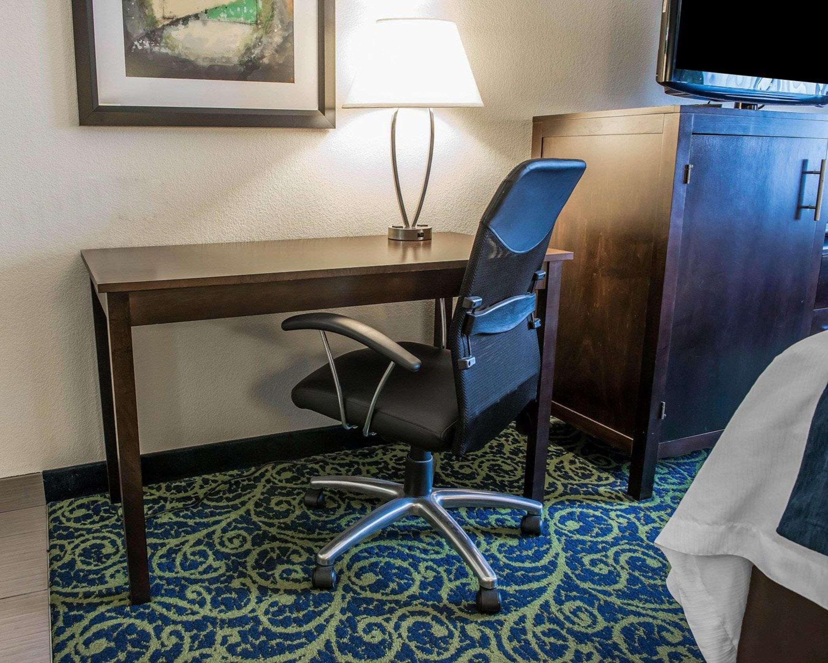 Comfort Inn & Suites Butler Luaran gambar