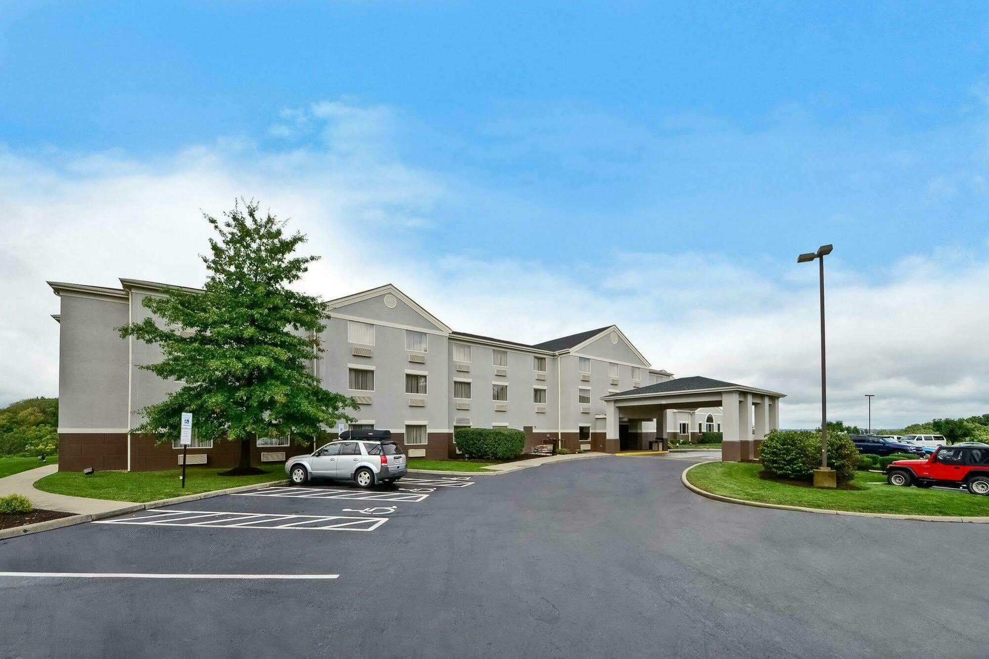 Comfort Inn & Suites Butler Luaran gambar