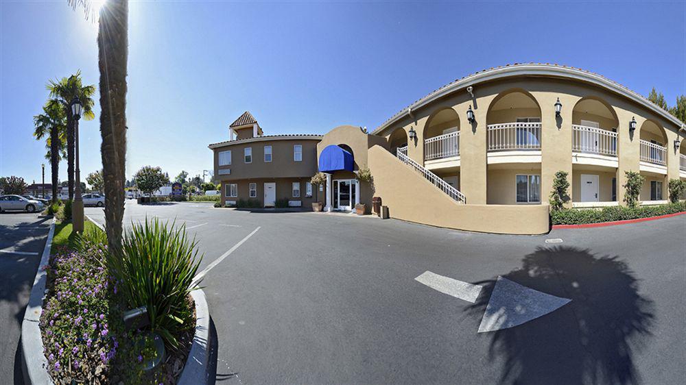 Comfort Inn & Suites Butler Luaran gambar